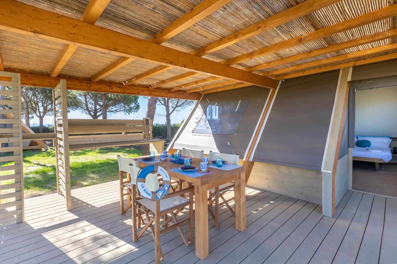 מלון פיומבינו Glamping Gli Etruschi מראה חיצוני תמונה