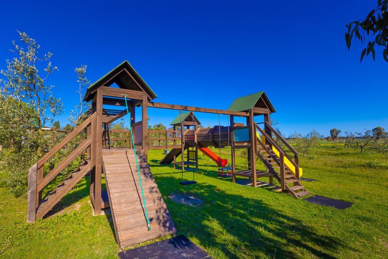 מלון פיומבינו Glamping Gli Etruschi מראה חיצוני תמונה