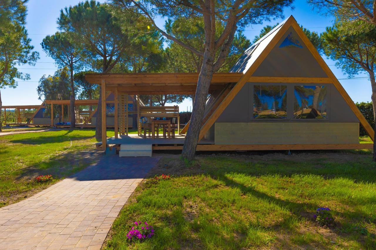 מלון פיומבינו Glamping Gli Etruschi מראה חיצוני תמונה