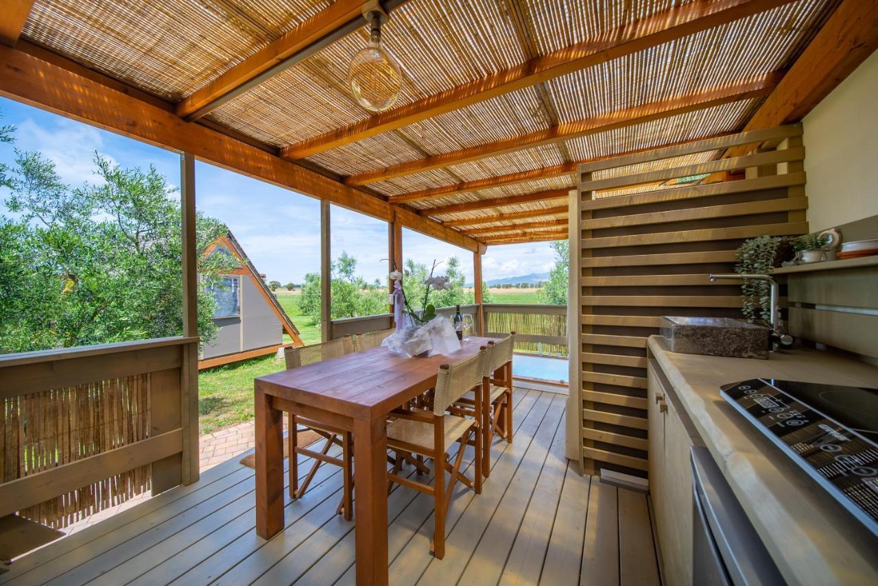 מלון פיומבינו Glamping Gli Etruschi מראה חיצוני תמונה